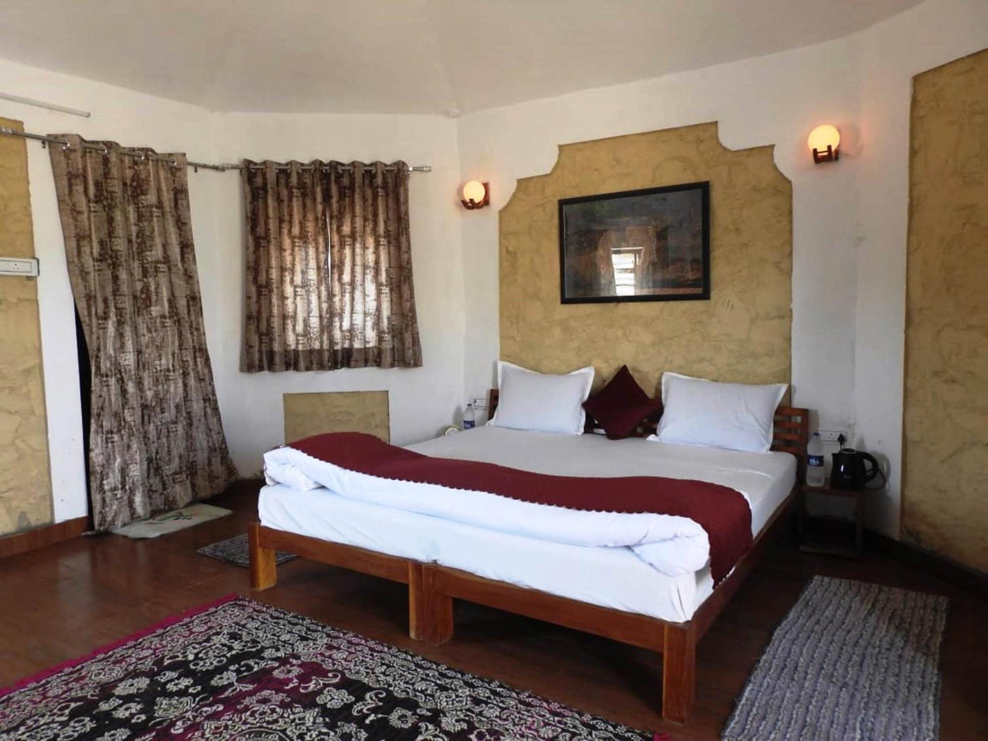 Nana Jawai Wildlife Safari Camp Bed & Breakfast エクステリア 写真
