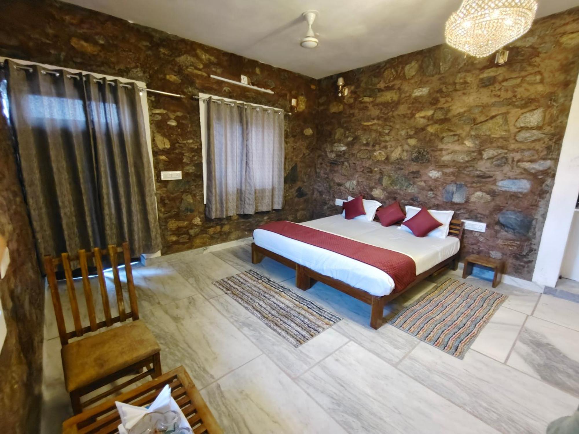 Nana Jawai Wildlife Safari Camp Bed & Breakfast エクステリア 写真