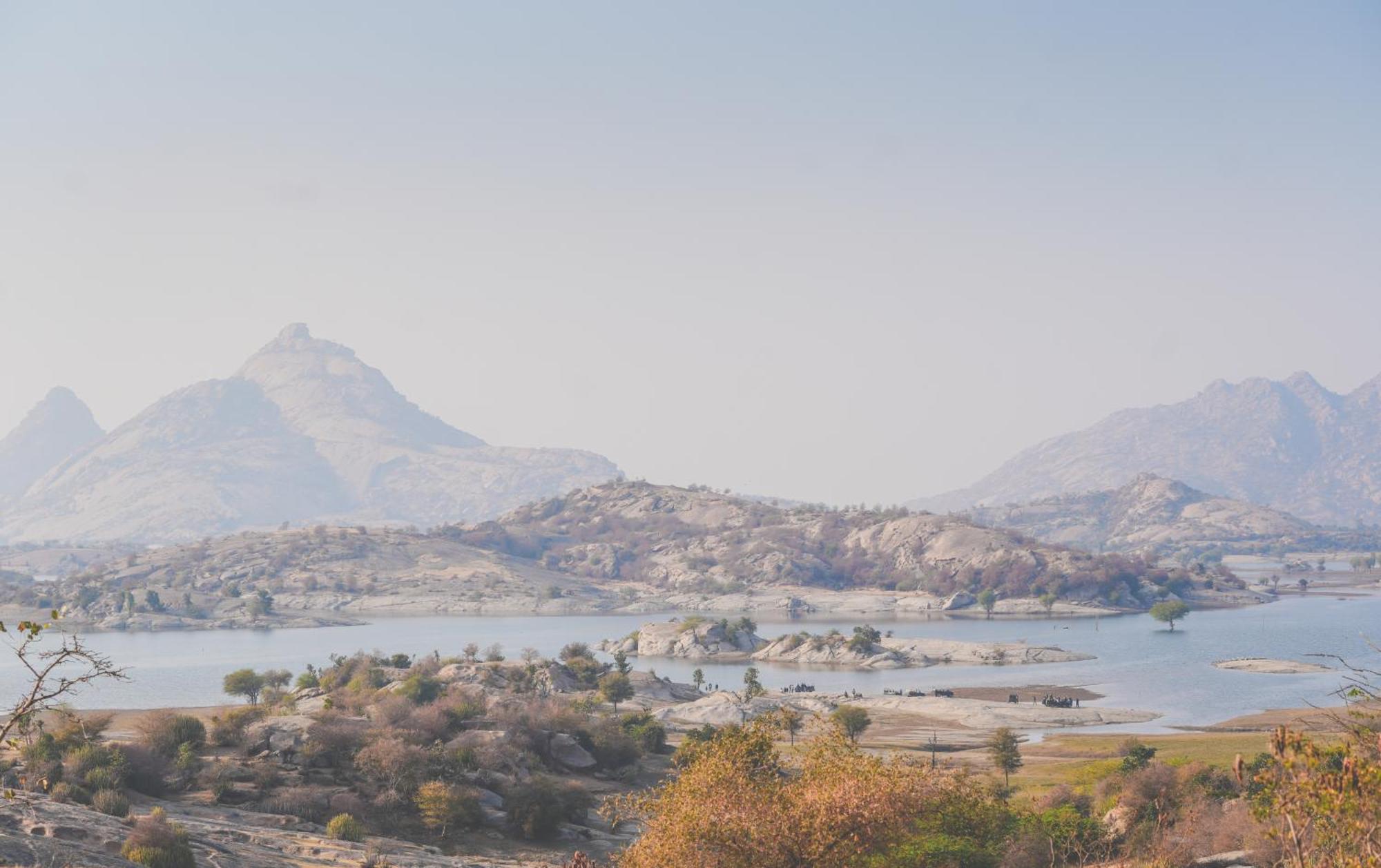 Nana Jawai Wildlife Safari Camp Bed & Breakfast エクステリア 写真